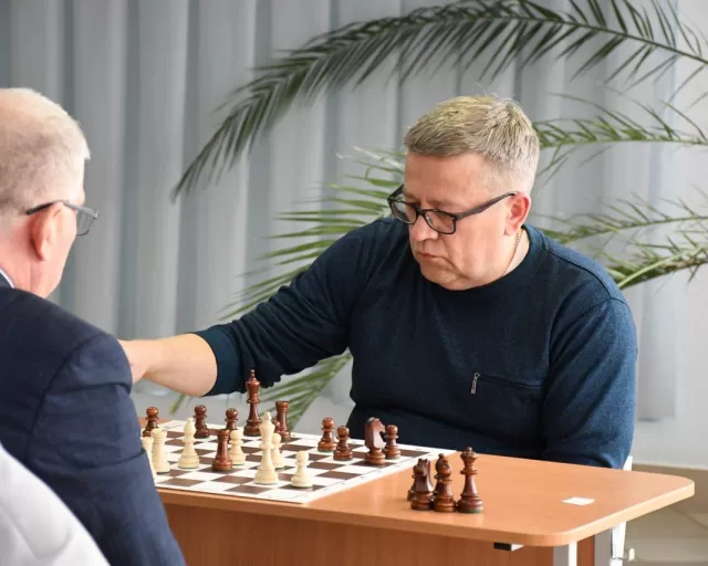 На турнире по шахматам вручили призы от компании "Моготекс"